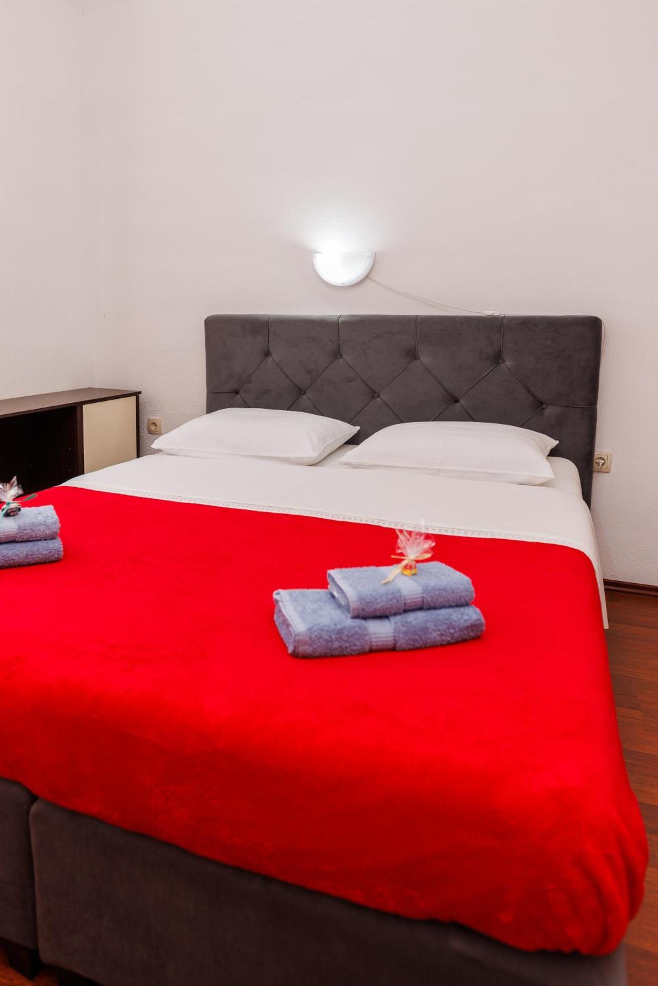 Apartments Stasic Katarina Soline  Zewnętrze zdjęcie