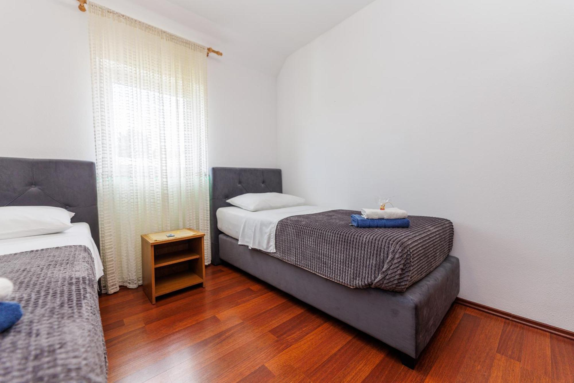 Apartments Stasic Katarina Soline  Zewnętrze zdjęcie